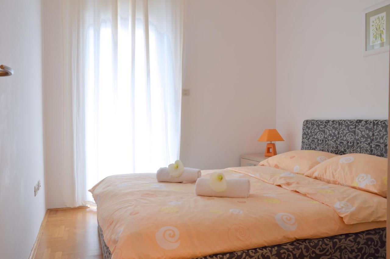 Apartment Silvija Sea View อูมัค ภายนอก รูปภาพ