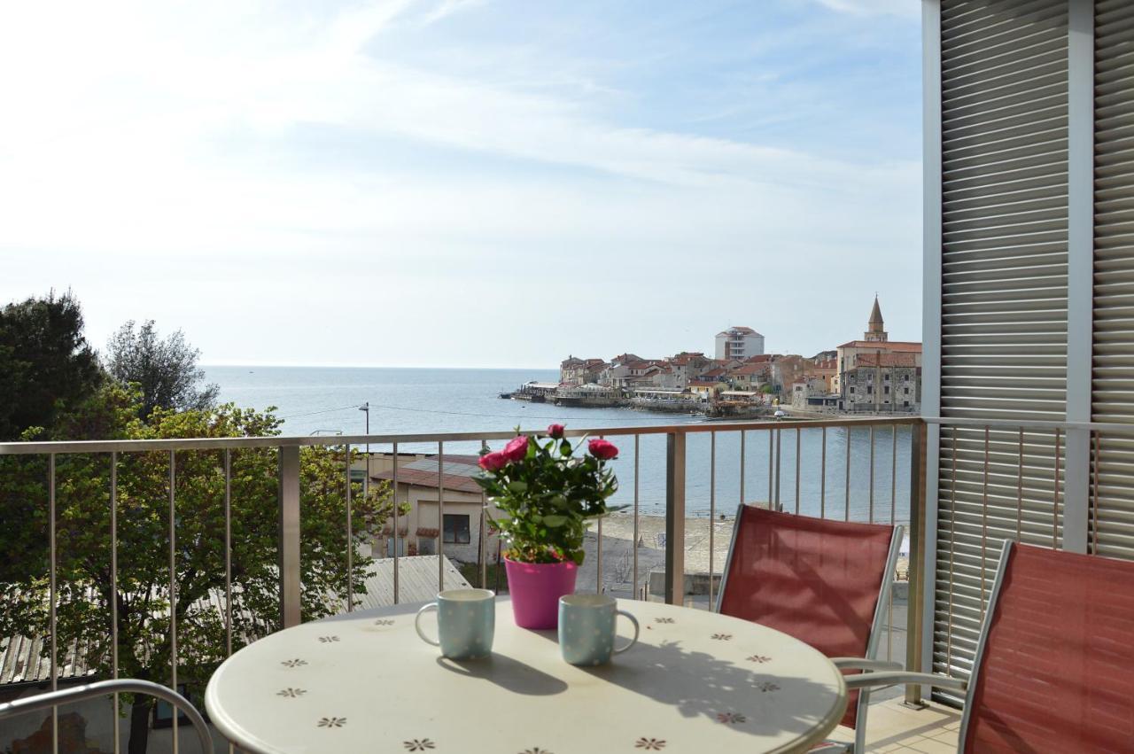 Apartment Silvija Sea View อูมัค ภายนอก รูปภาพ